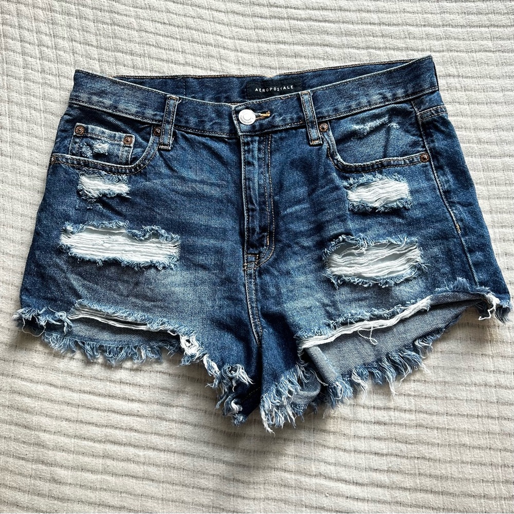 Aeropostale Jean Shorts Women’s 8 Dark Blue Distressed High Rise Shorty Shorts